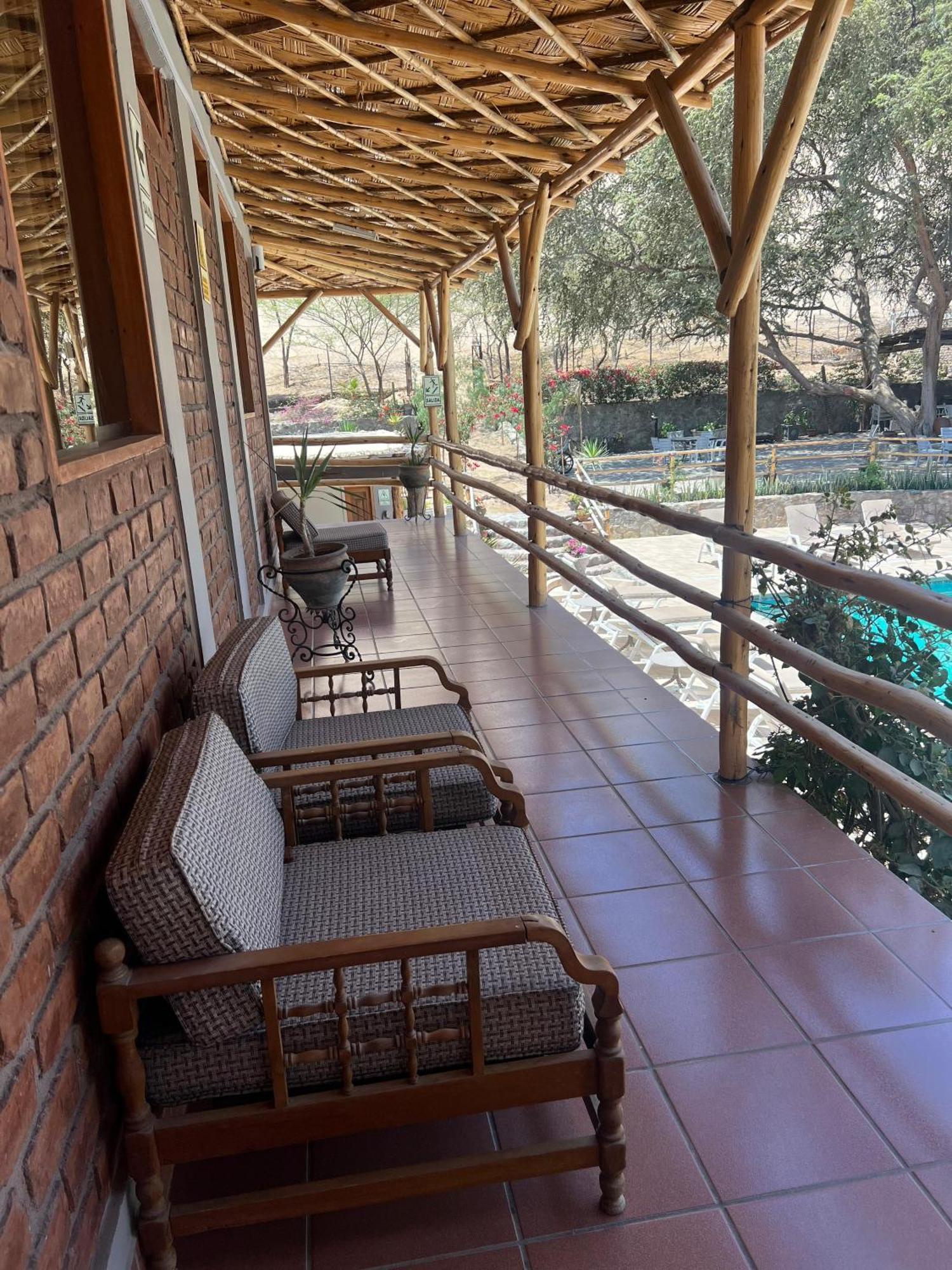 Hotel El Huacachinero إِكا المظهر الخارجي الصورة