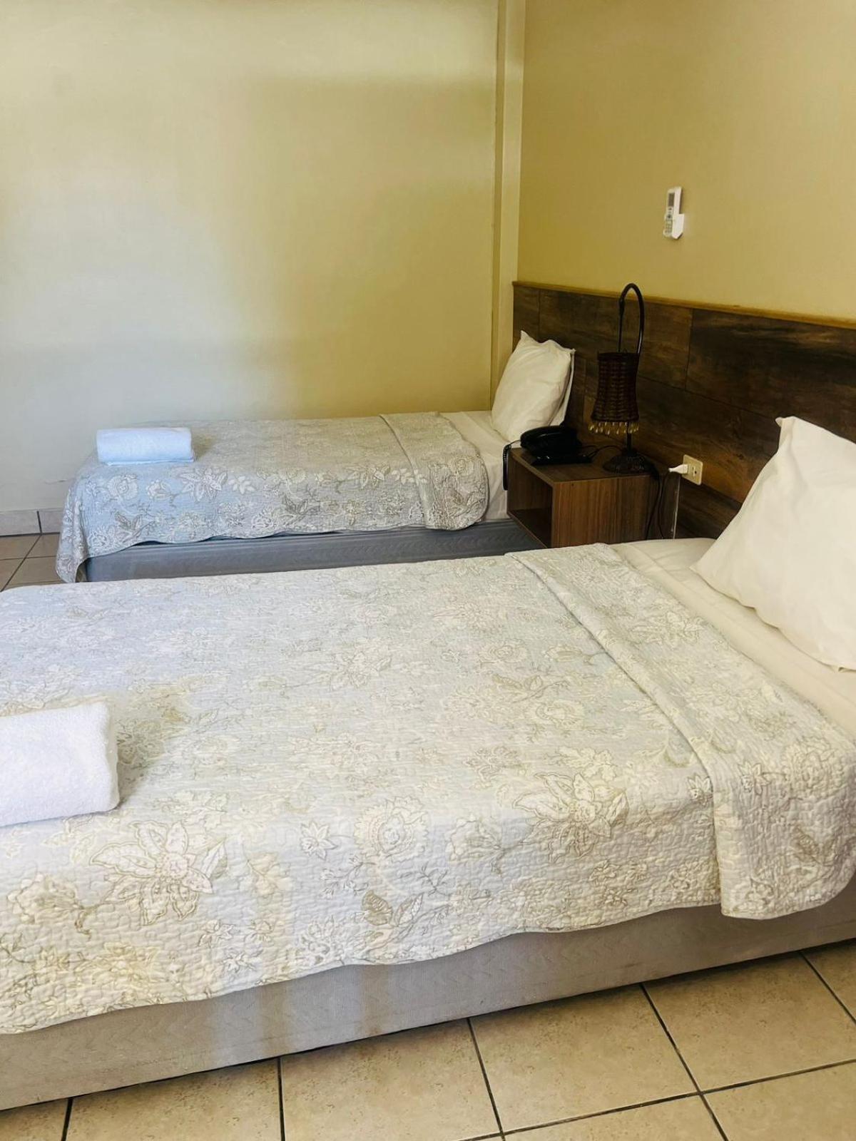 Hotel El Huacachinero إِكا المظهر الخارجي الصورة